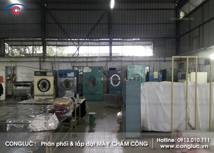 Lắp máy chấm công ở Sở Dầu Công ty Giặt Là Phú Sỹ