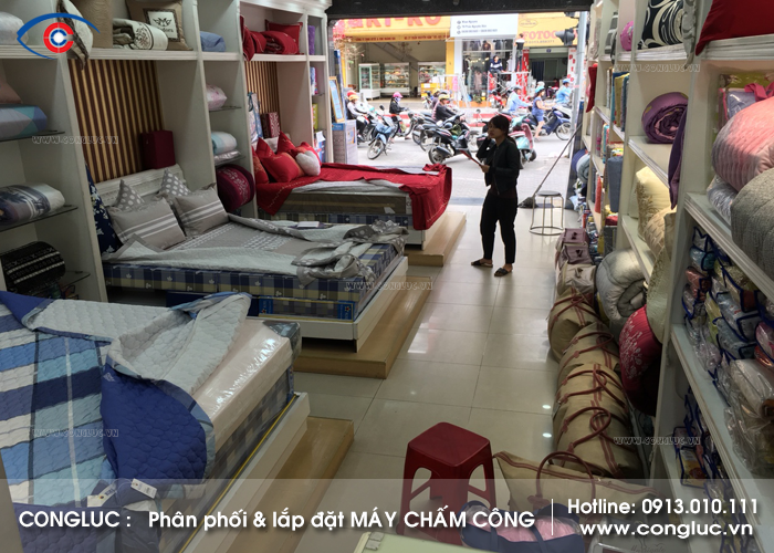Lắp máy chấm công cửa hàng chăn ga gối đệm Hà Minh Giang 112 Trần Nguyên Hãn